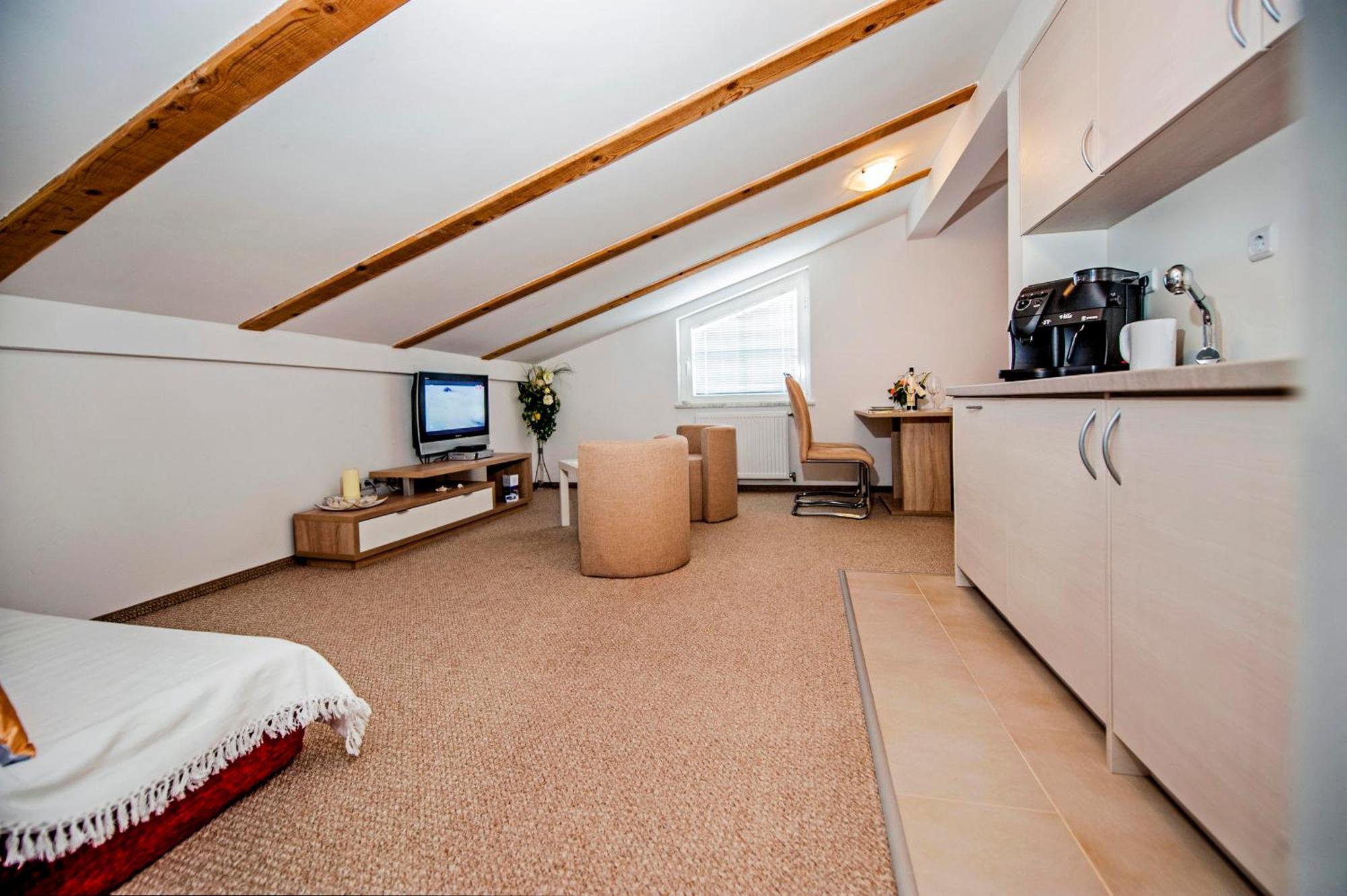 Marko Apartmani ロヴィニ エクステリア 写真