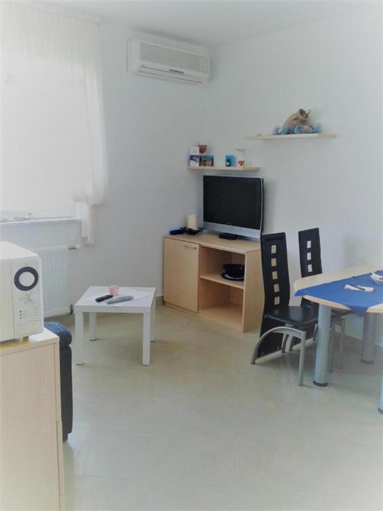 Marko Apartmani ロヴィニ 部屋 写真