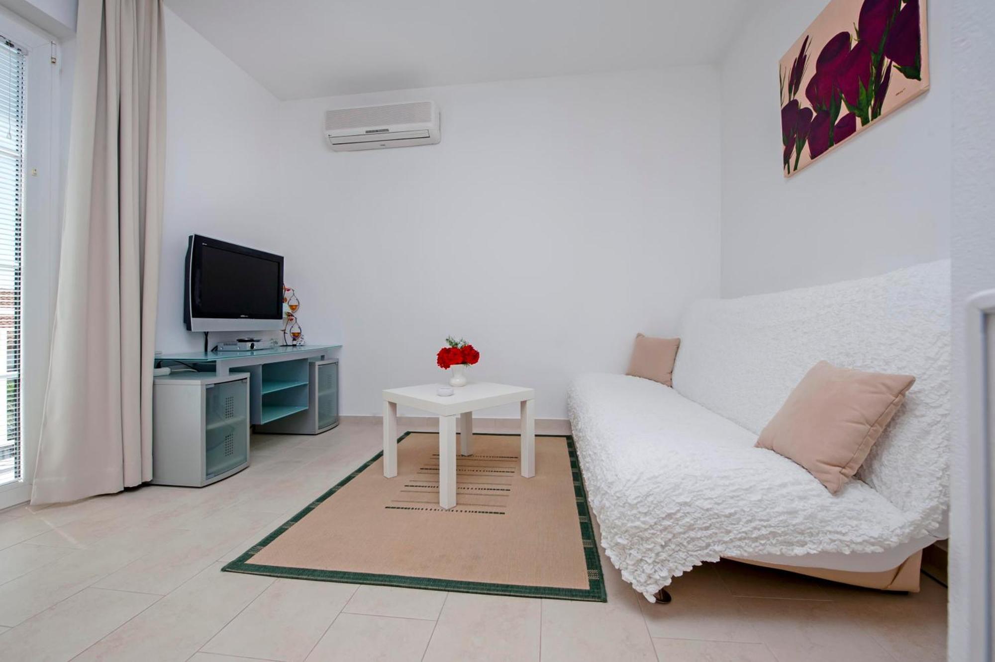Marko Apartmani ロヴィニ 部屋 写真